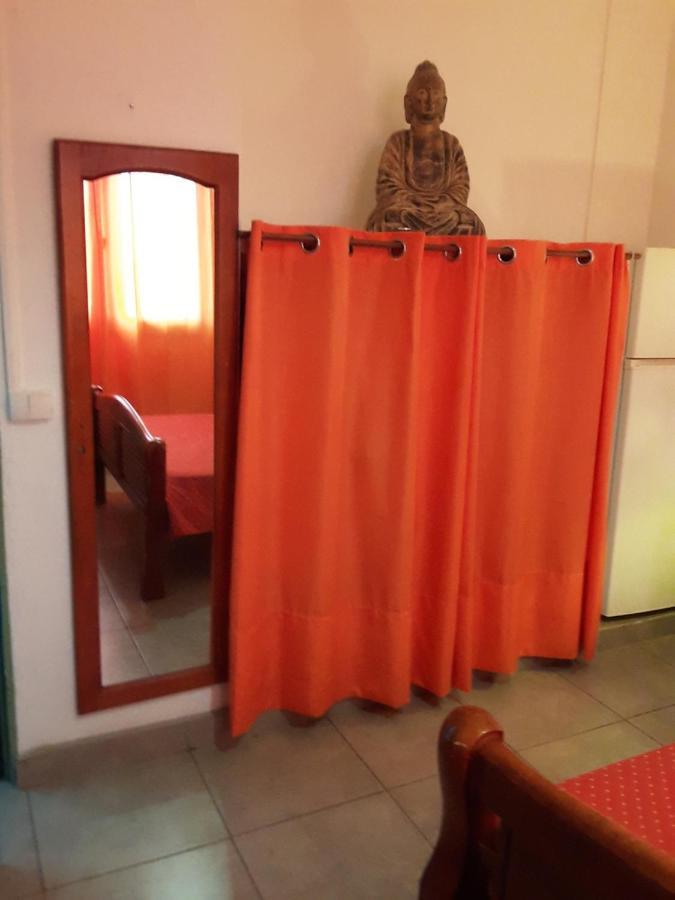 Le Tulear - Aux 4 Coins Du Monde Hotell Saint Pierre Eksteriør bilde