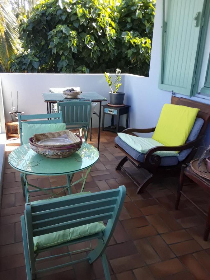 Le Tulear - Aux 4 Coins Du Monde Hotell Saint Pierre Eksteriør bilde