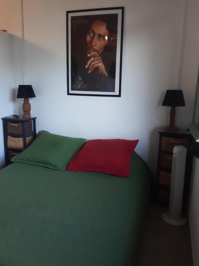 Le Tulear - Aux 4 Coins Du Monde Hotell Saint Pierre Eksteriør bilde