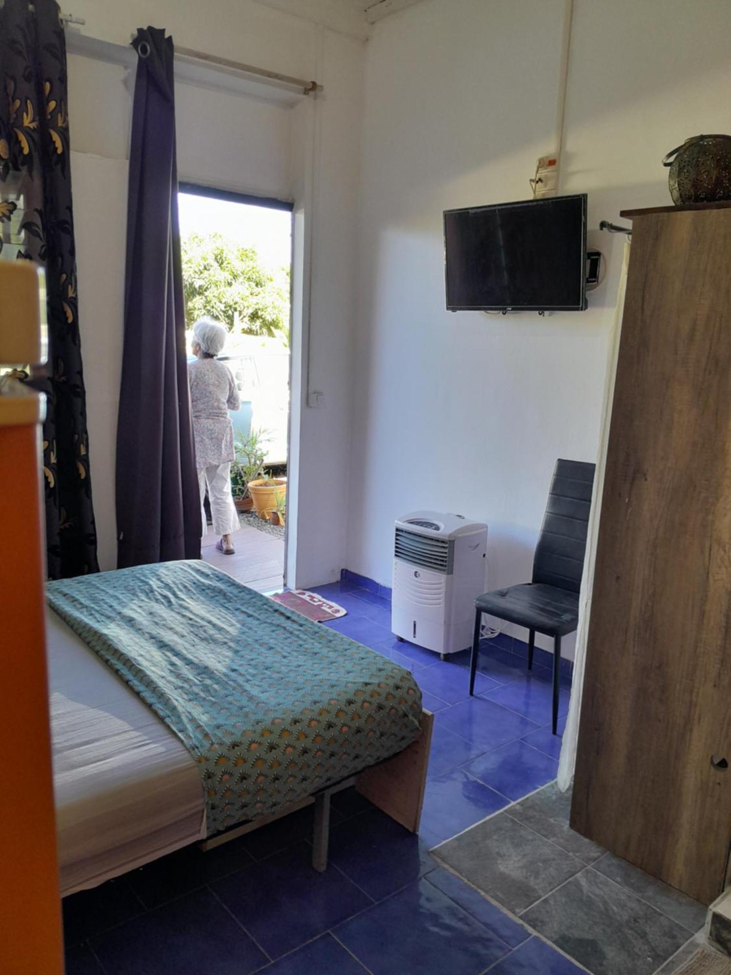 Le Tulear - Aux 4 Coins Du Monde Hotell Saint Pierre Eksteriør bilde