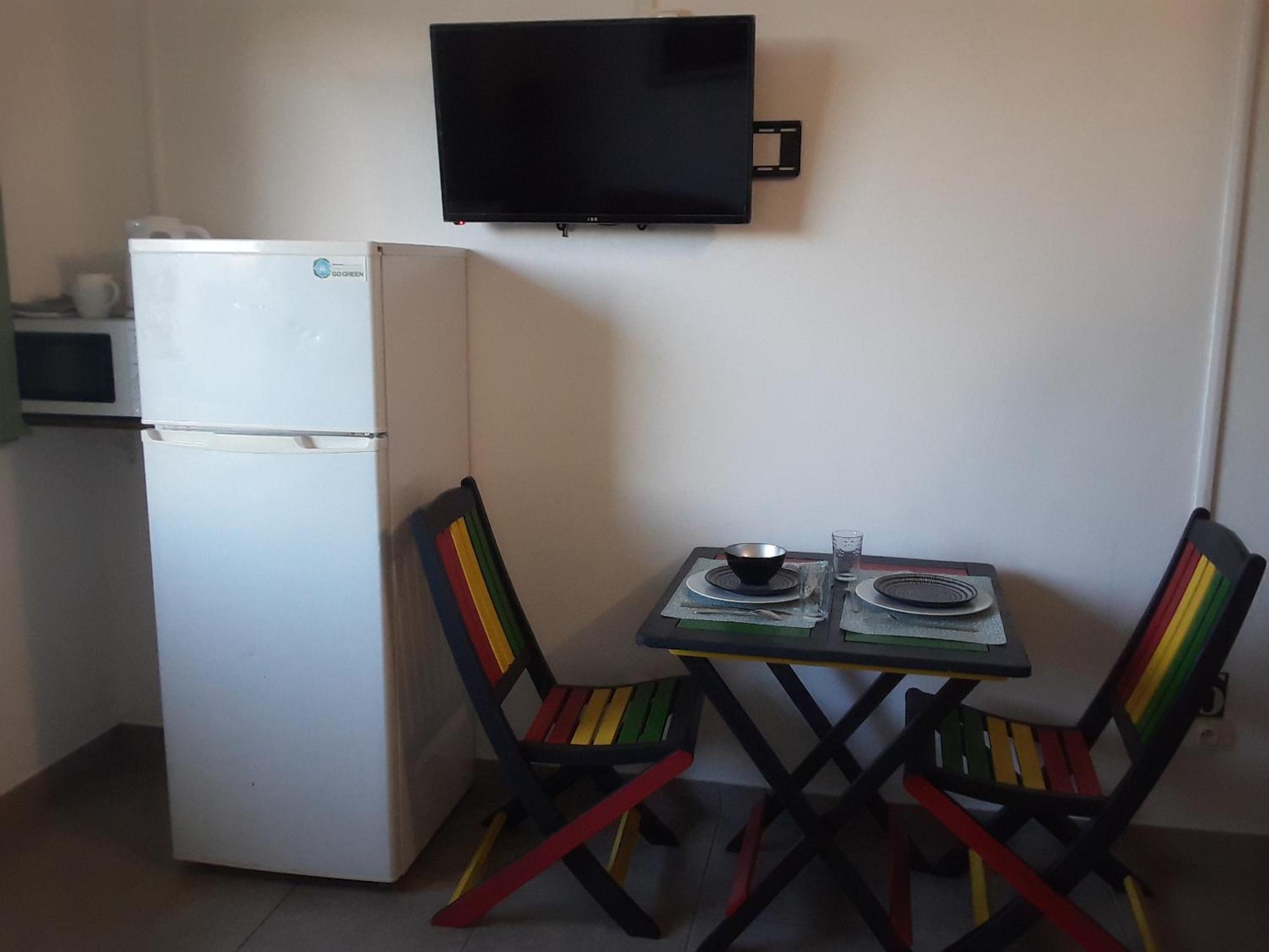 Le Tulear - Aux 4 Coins Du Monde Hotell Saint Pierre Rom bilde